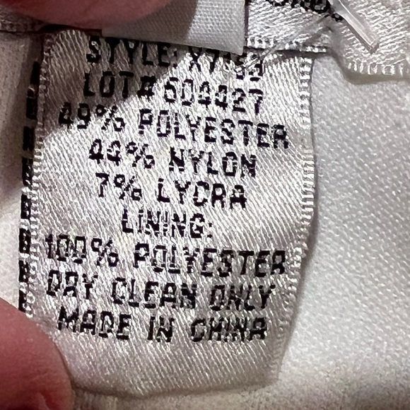 Xscape Cream/White Blouse with Lace Detail - Size: 10 - Picture 6 of 7